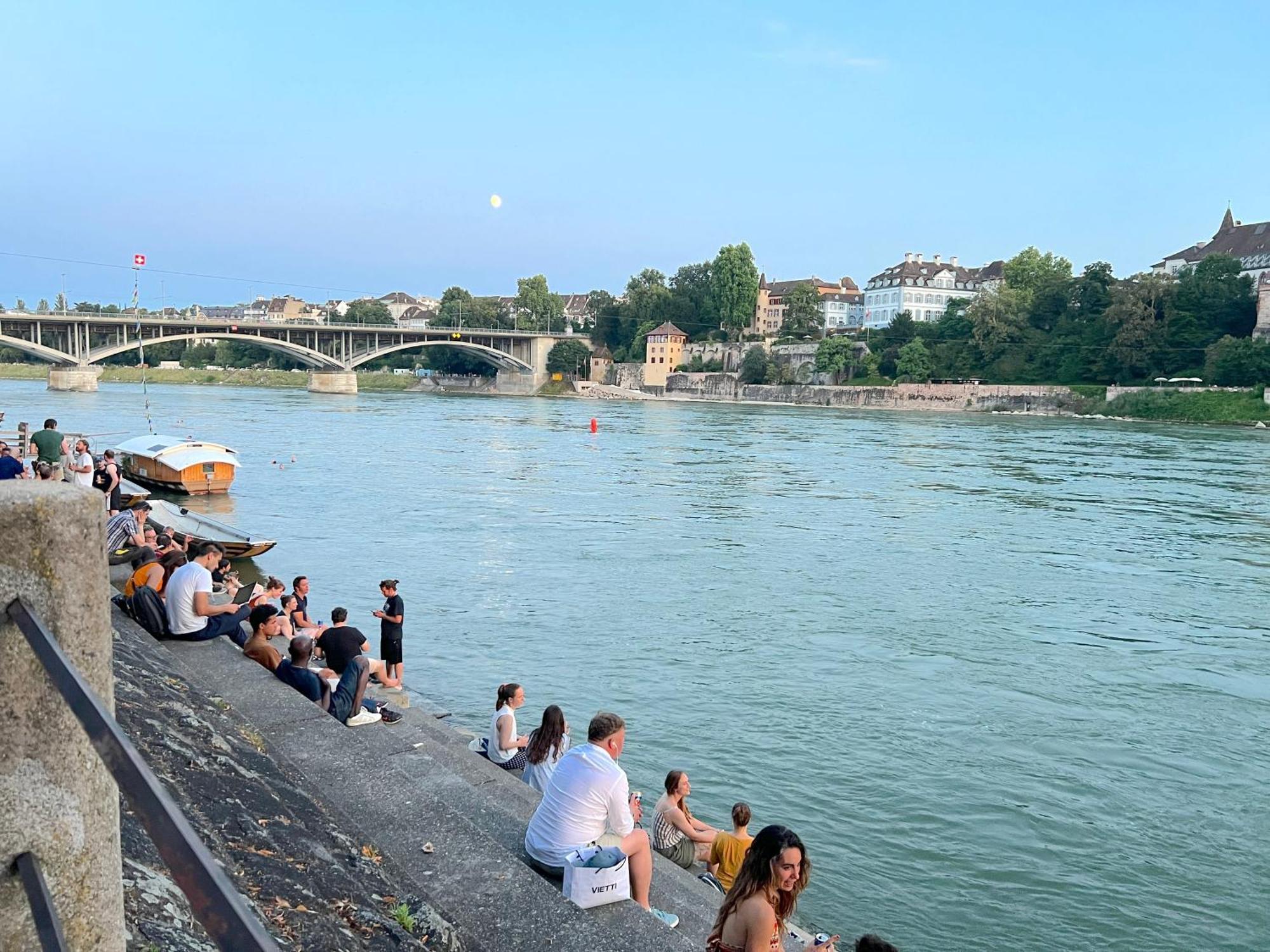 Riverside Базель Экстерьер фото